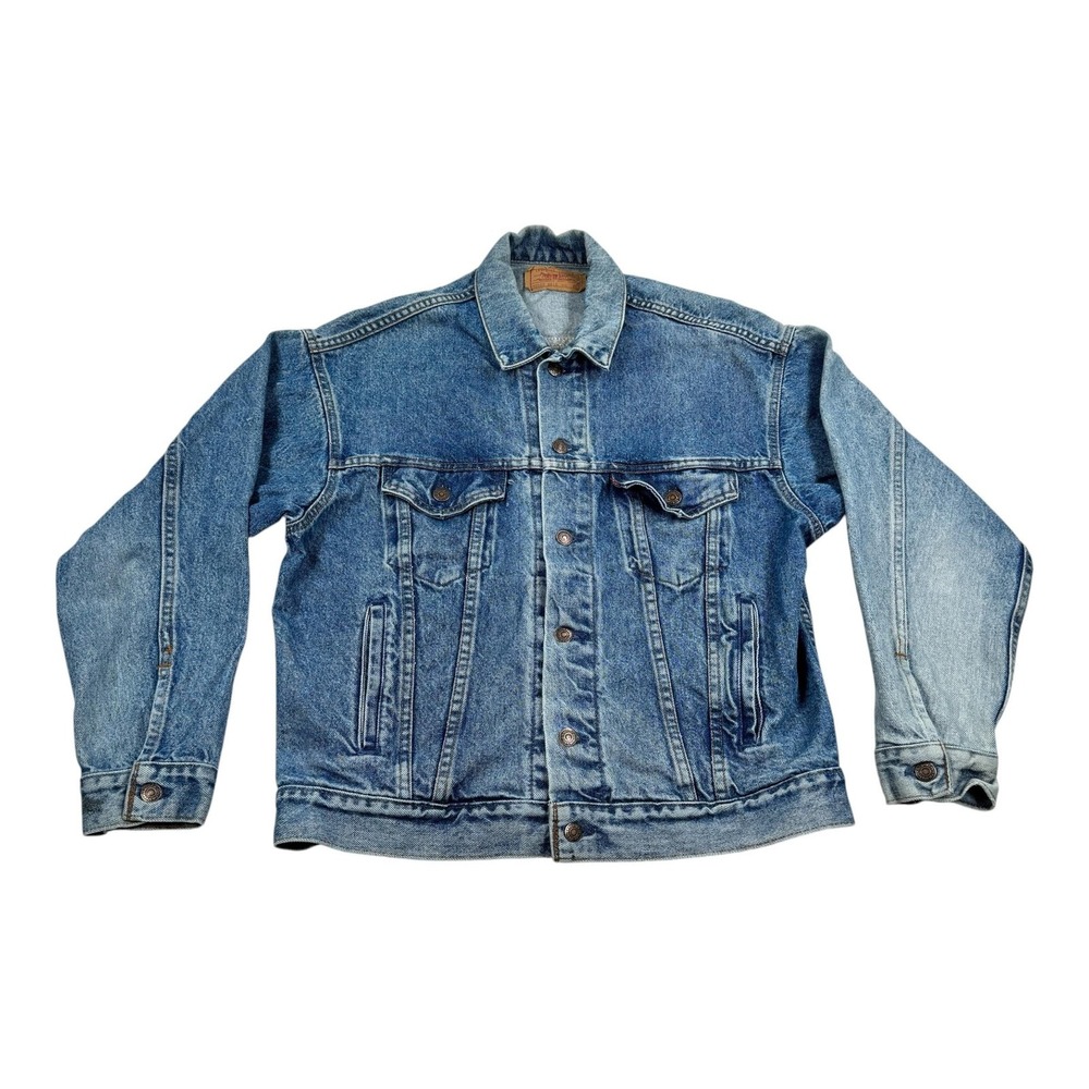 Vintage Levis Blue Denim Trucker Jacket Mens Medium 70507-0218 Made USA 80s